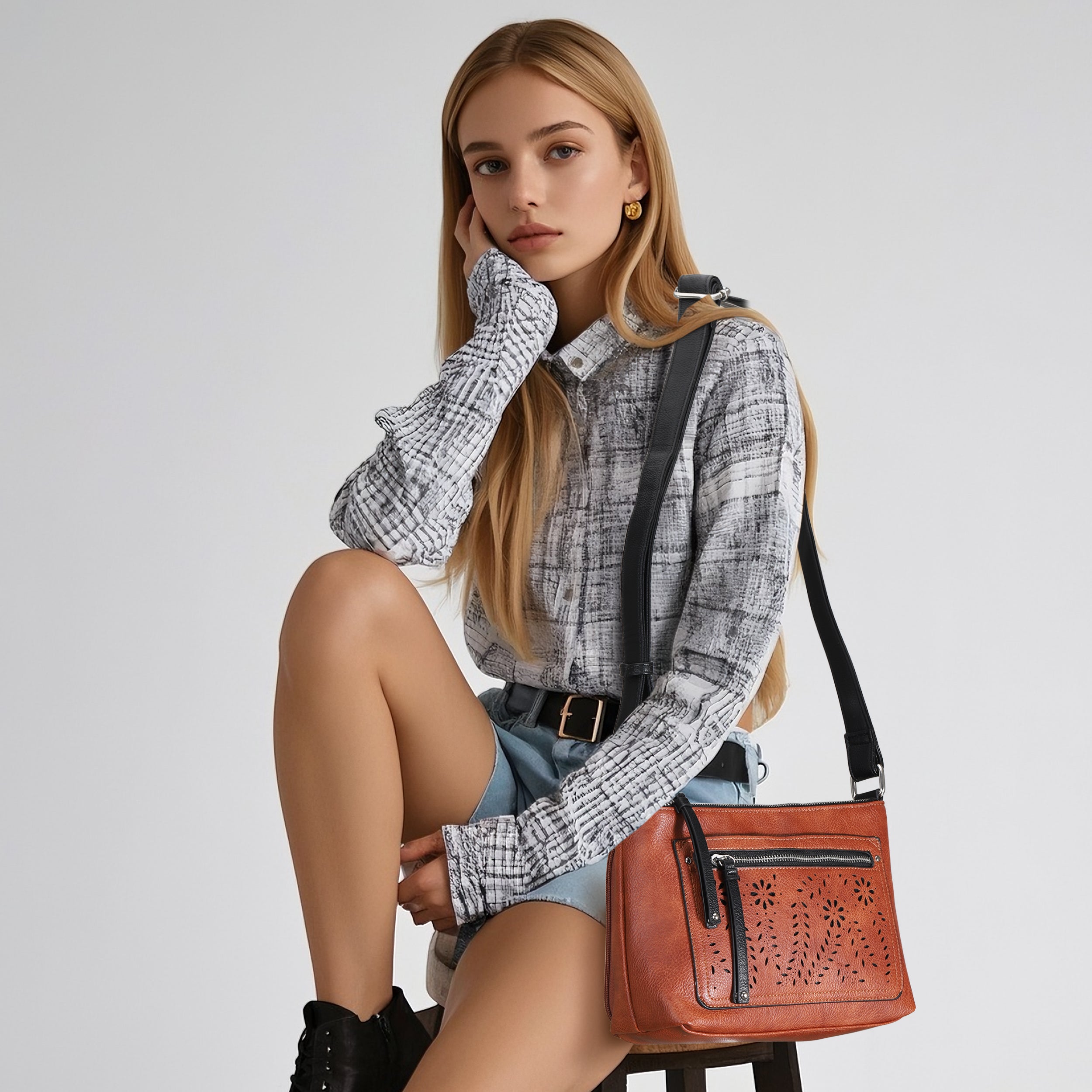 Concealed Carry Hailey Crossbody - Lady Conceal - soft leather shoulder bags for women's - crossbody bags for everyday use - most popular crossbody bag - crossbody bags for guns - crossbody handgun bag - Unique Hide Purse - Conceal Carry Western Purse - Stylish Carry Evelyn Leather Bag - Bag for Conceal Carrying Women - - Gun Bag for Women