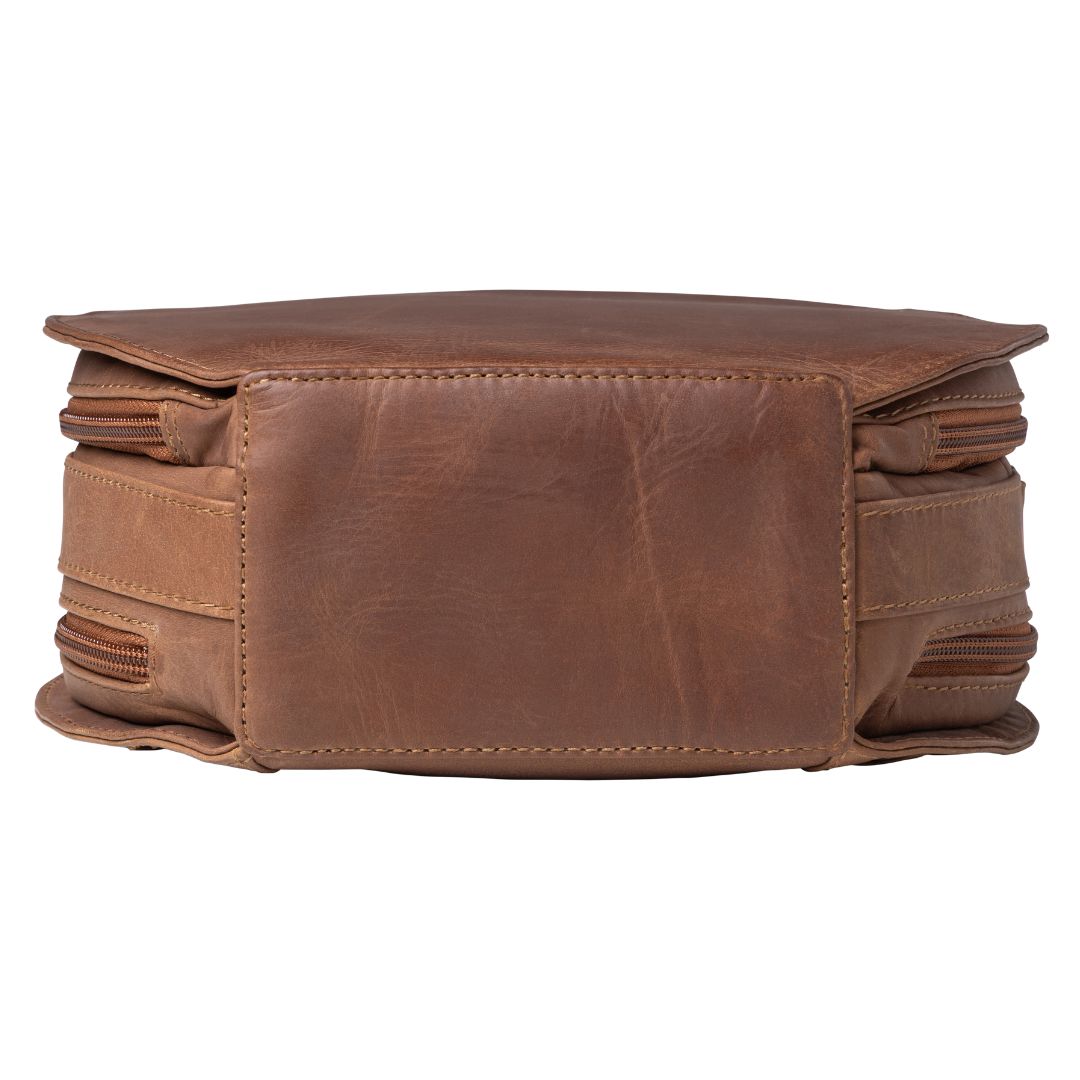 Oaklee Concealed Carry Cognac