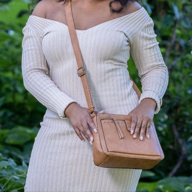 Concealed Carry Kinsley Crossbody Wallet- YKK Locking Zippered Bag - Easy Conceal Carry - CCW Purse for Women - concealed carry Handbag for woman - Crossbody with RFID Slim Wallet - CCW Bag for Pistol - Fast and Easy Draw Bag