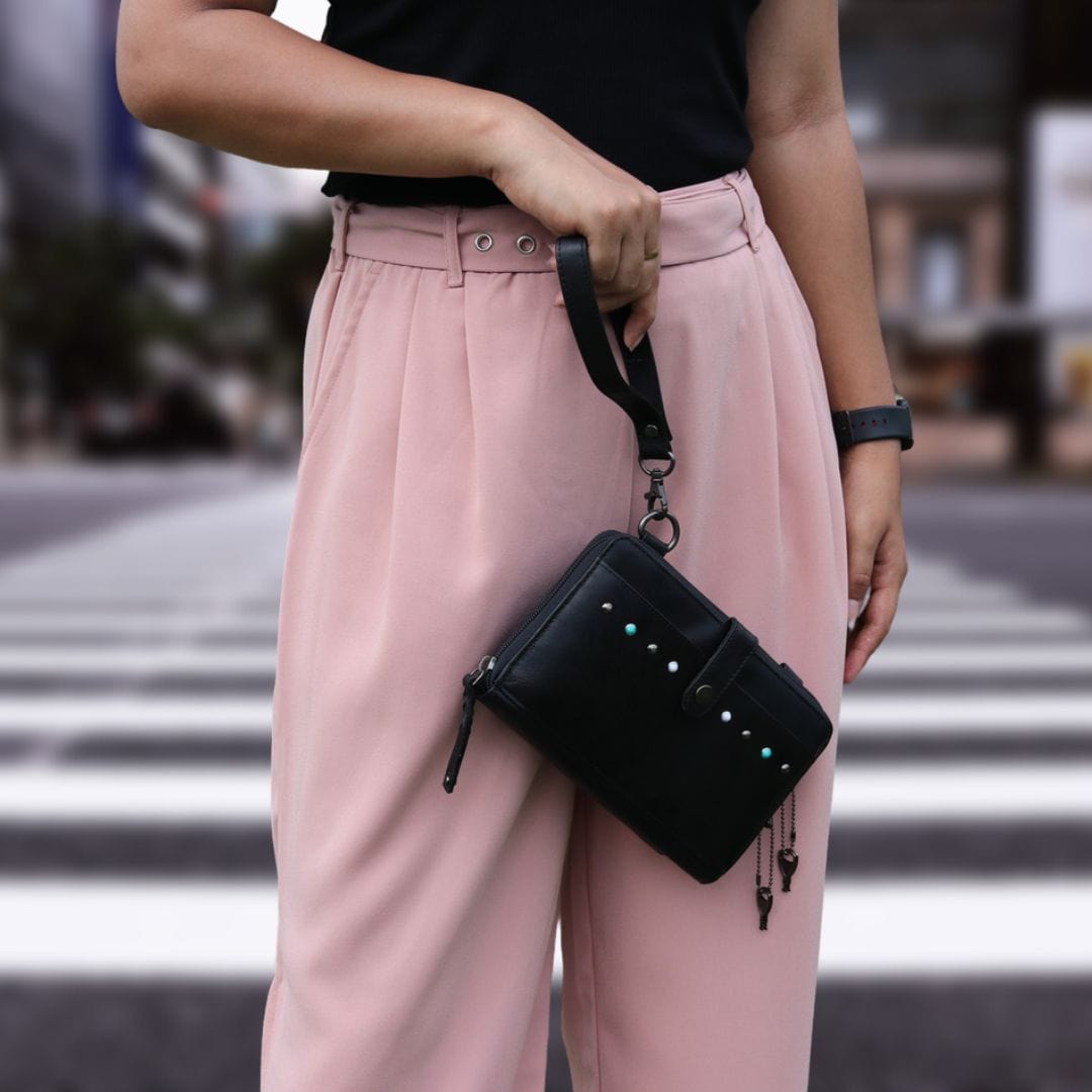 Concealed Carry Millie Leather Crossbody Organizer -  YKK Locking with Universal Holster for Pistol -  Lightweight Concealed Carry -  CCW Pistol Bag -  Women Conceal Carry -  crossbody handgun bag -  crossbody bags for everyday use -  Lady Conceal -  Unique Hide Purse -  Locking YKK Purse -  Fanny Pack for Gun and Pistol -  Easy CCW -  Fast Draw Bag -  Secure Gun Bag